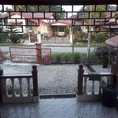 Teratak Opah Kamunting Hotel Taiping Buitenkant foto
