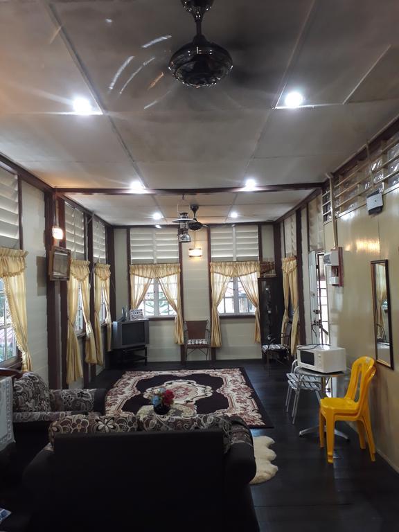 Teratak Opah Kamunting Hotel Taiping Buitenkant foto