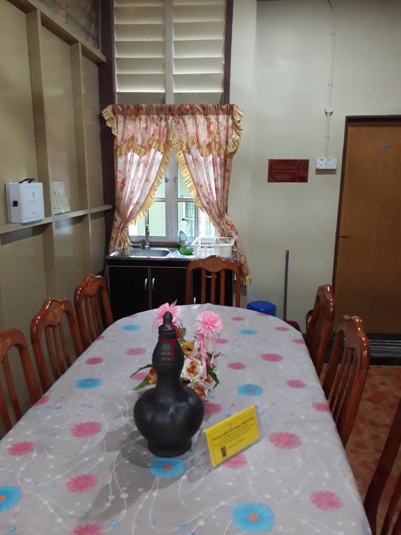 Teratak Opah Kamunting Hotel Taiping Buitenkant foto