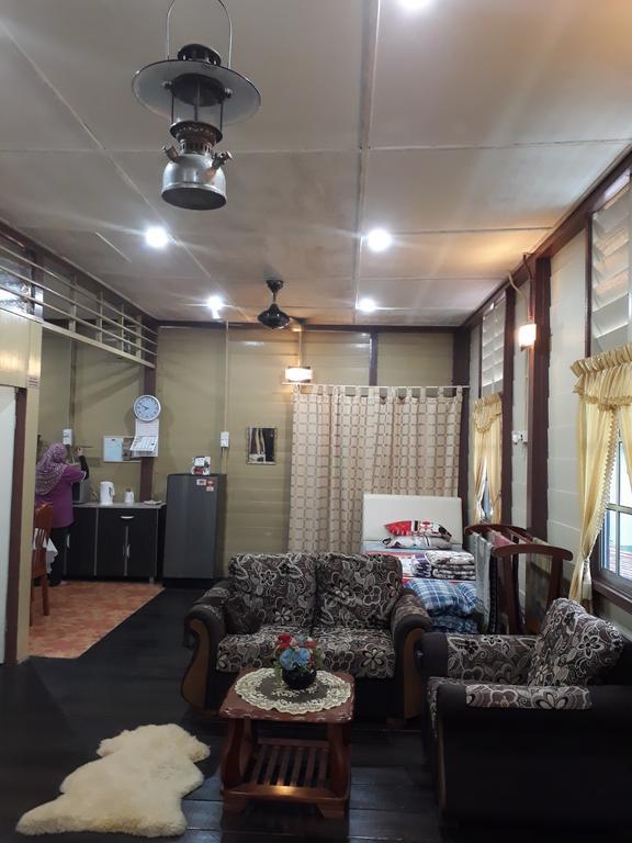Teratak Opah Kamunting Hotel Taiping Buitenkant foto
