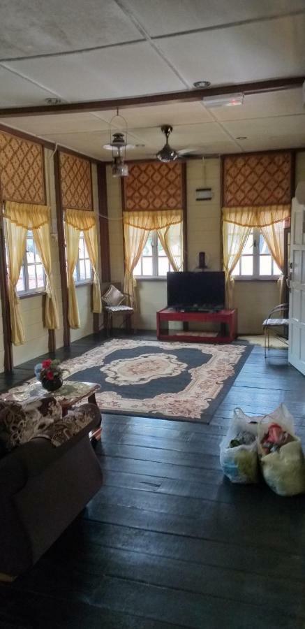 Teratak Opah Kamunting Hotel Taiping Buitenkant foto